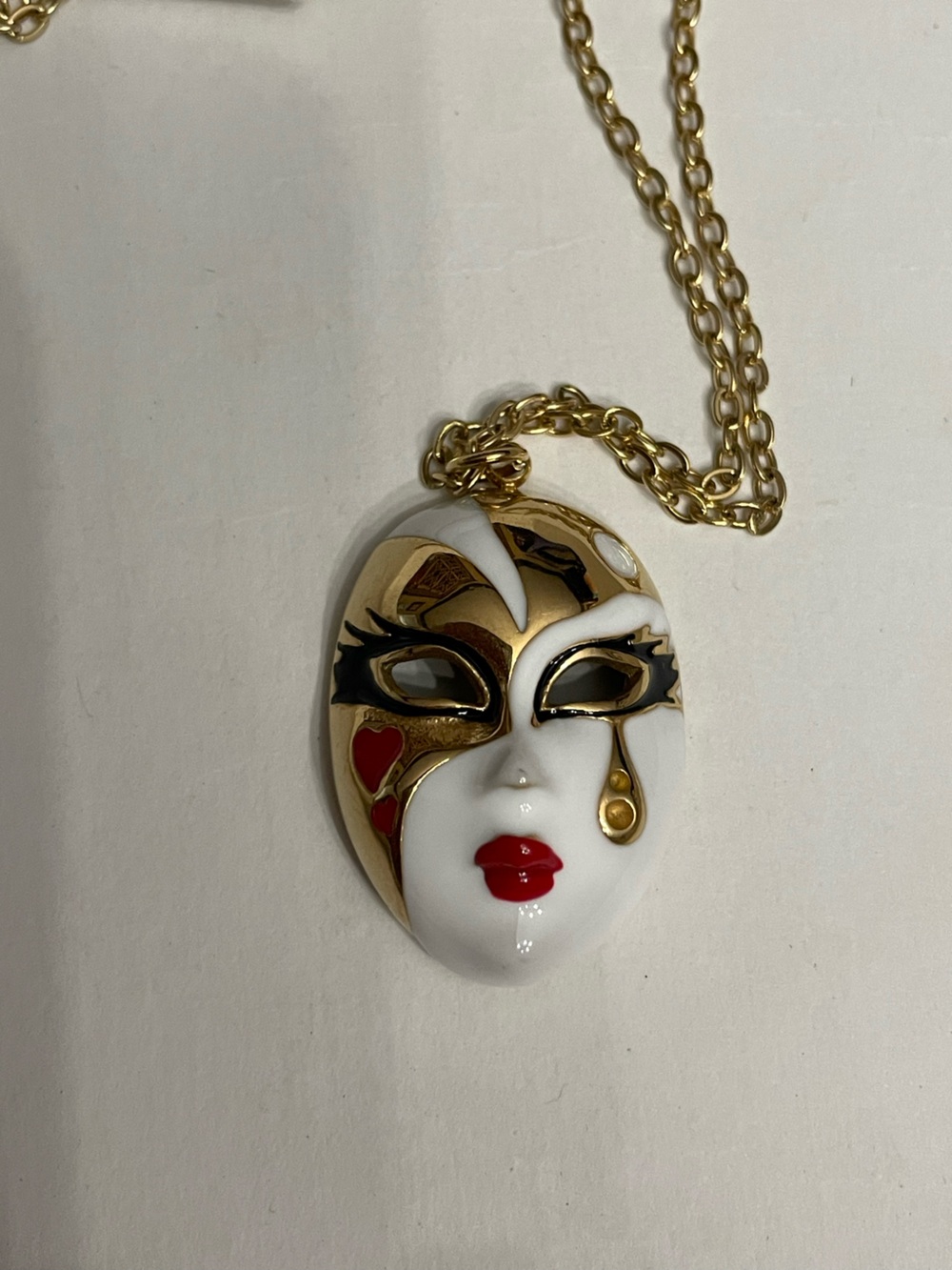 Gold & White Venetian masquerade Mask Pendant Necklace nwt